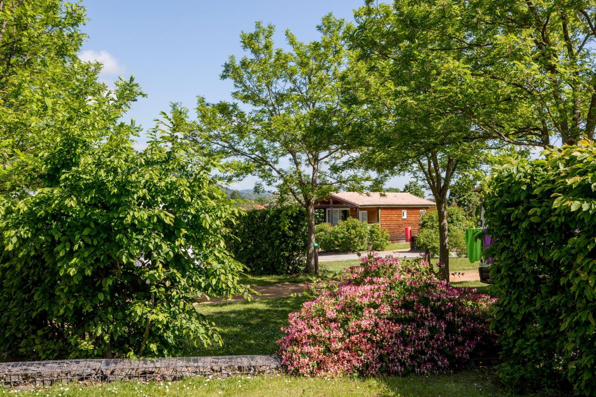 Camping Onlycamp Pierre & Sources Volvic Εξωτερικό φωτογραφία